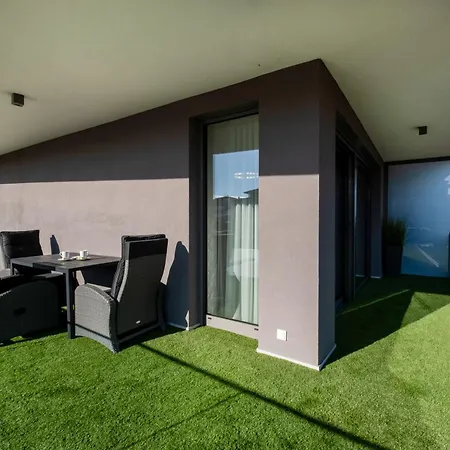 Myflat Coral Estrellita Apartment *