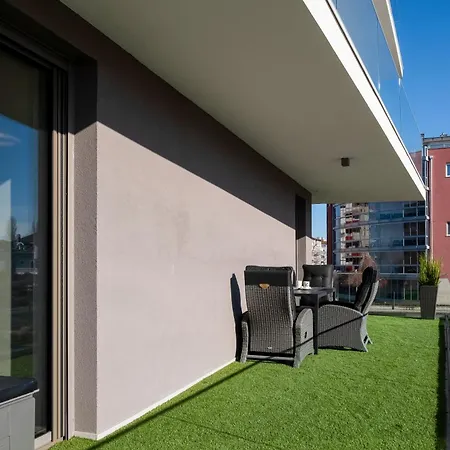 Myflat Coral Estrellita * Siofok