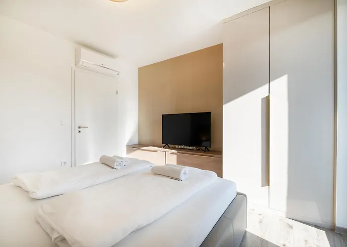 Myflat Coral Estrellita Apartment *